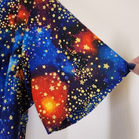 FLAMELESS BUTTON FRONT SHORT SLEEVE SHIRT - Picture 6 of 8